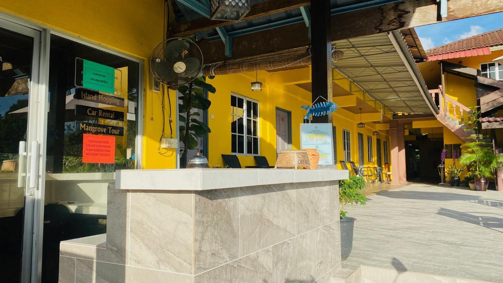 Motel Seri Mutiara Куах Экстерьер фото