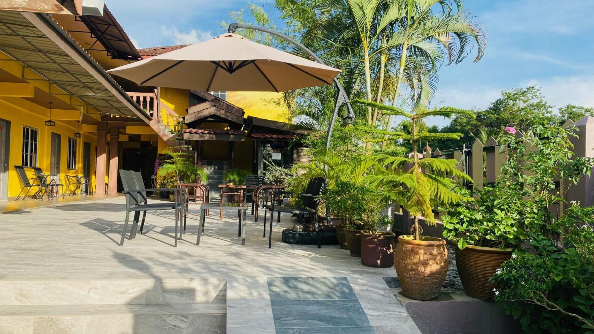 Motel Seri Mutiara Куах Экстерьер фото