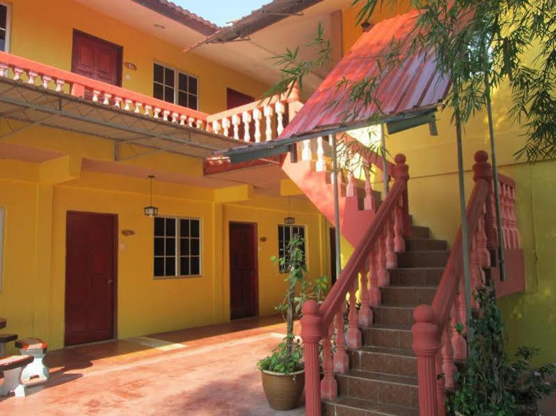 Motel Seri Mutiara Куах Экстерьер фото